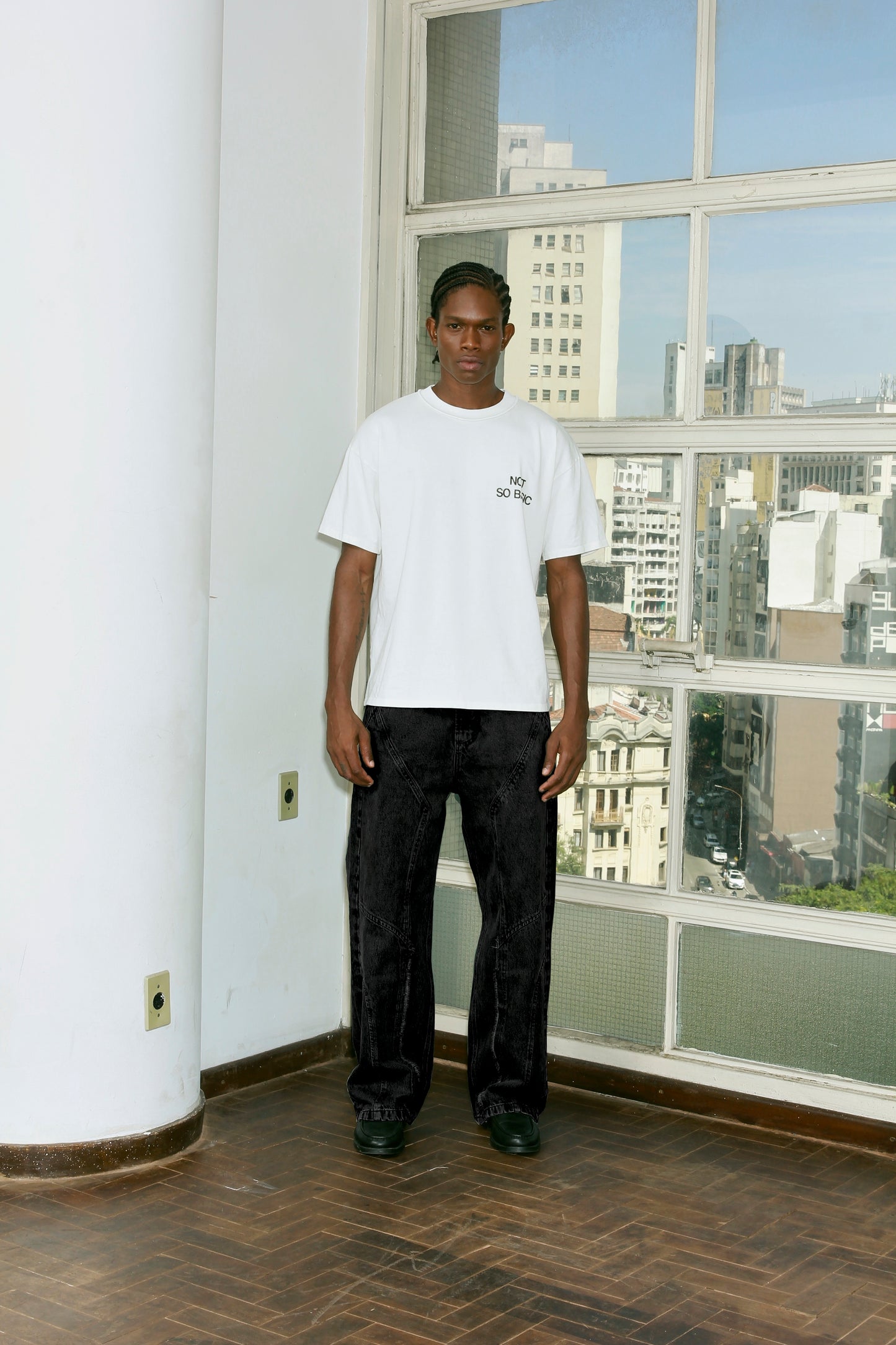 CAMISETA APHASE " NOT SO BASIC T-SHIRT - USED BLACK " (Cópia)