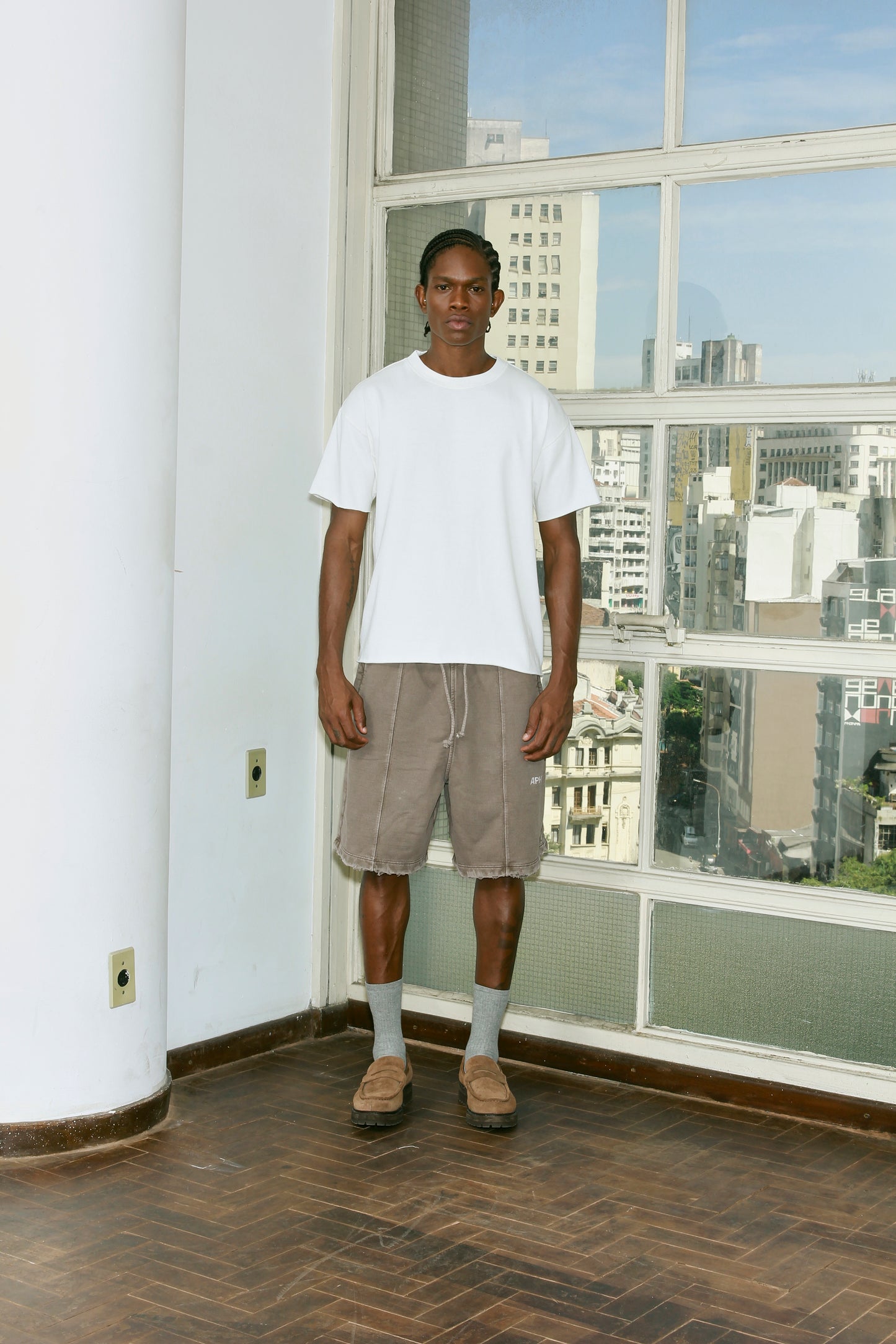 SHORTS APHASE " RELAXED SHORTS - STONED BEIGE "