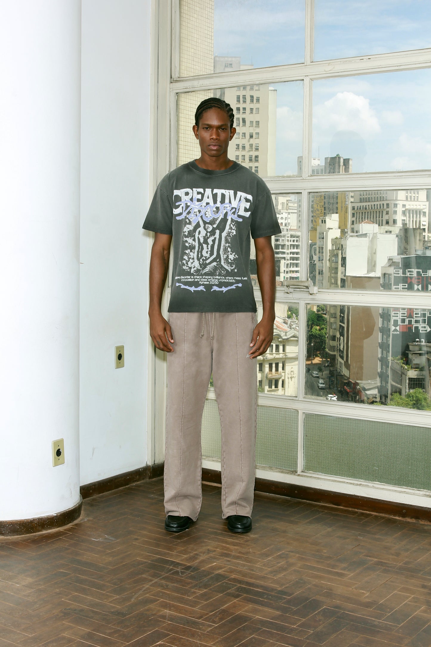 CAMISETA APHASE " CREATIVE DISCORD T-SHIRT - STONED GRAY "