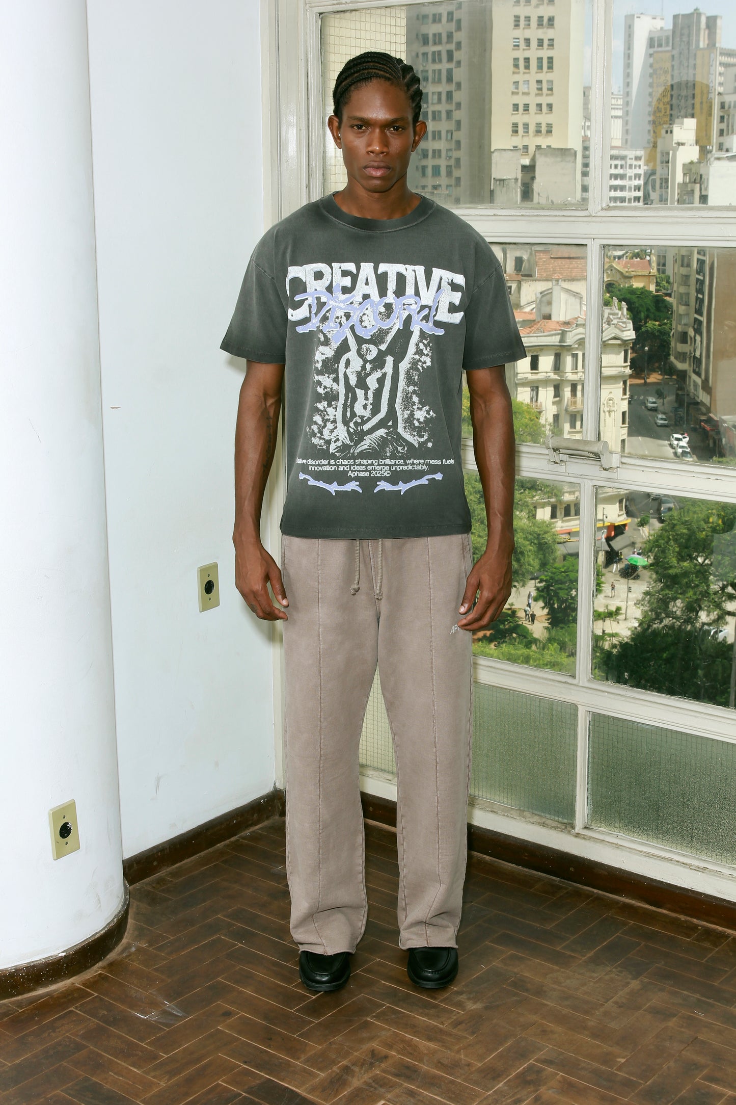 CAMISETA APHASE " CREATIVE DISCORD T-SHIRT - STONED GRAY "