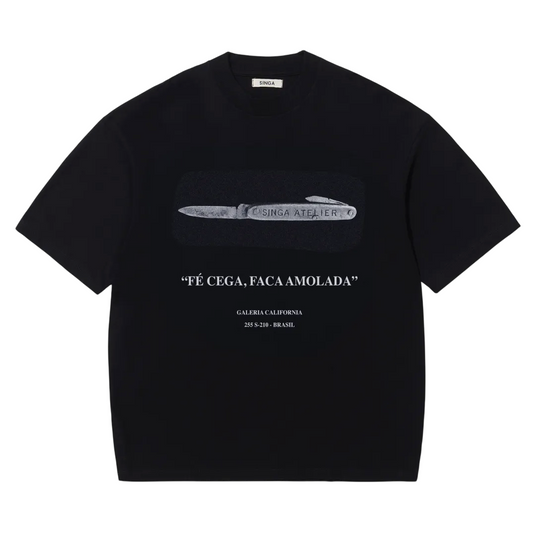 CAMISETA CLÁSSICA SINGA " FÉ CEGA FACA AMOLADA "